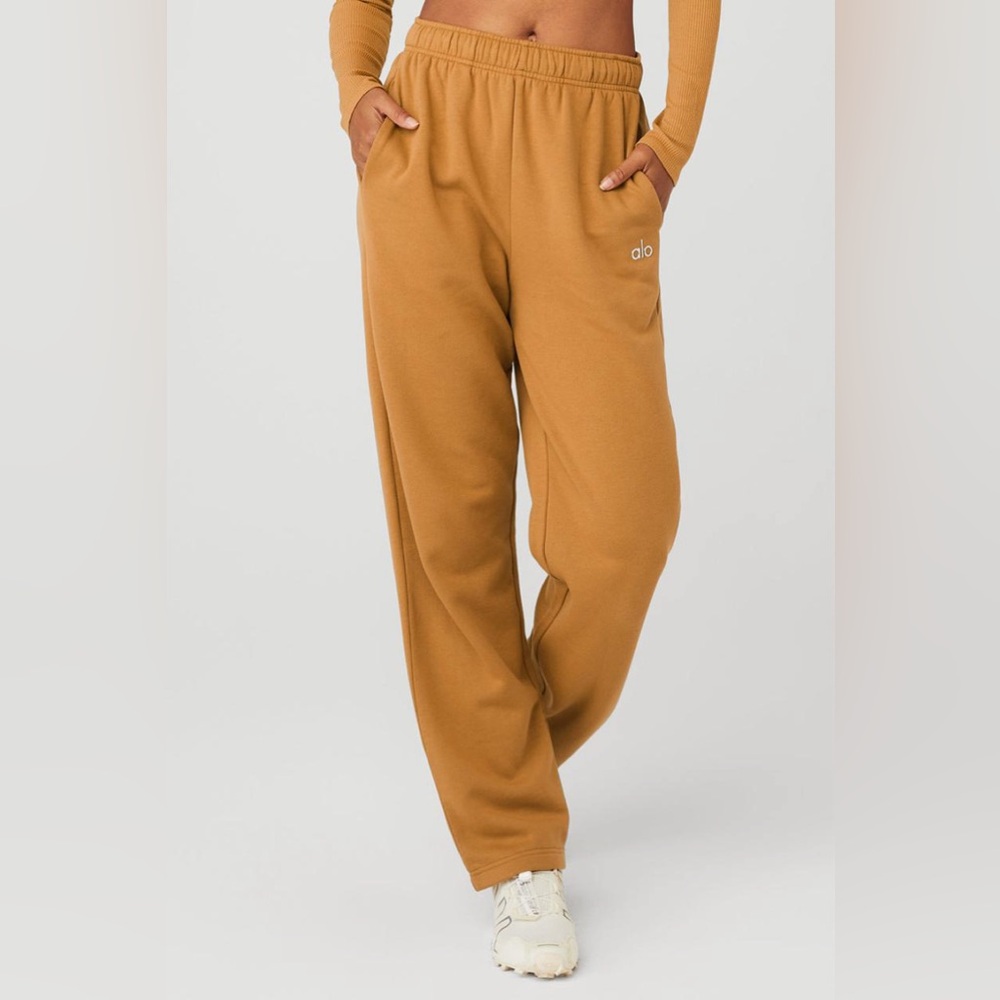 Alo Yoga Accolade Straight Leg Toffee Yellow Color Size Xsmall